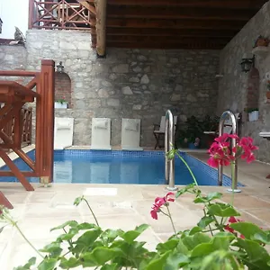 Amazon Petite Palace Гостевой дом