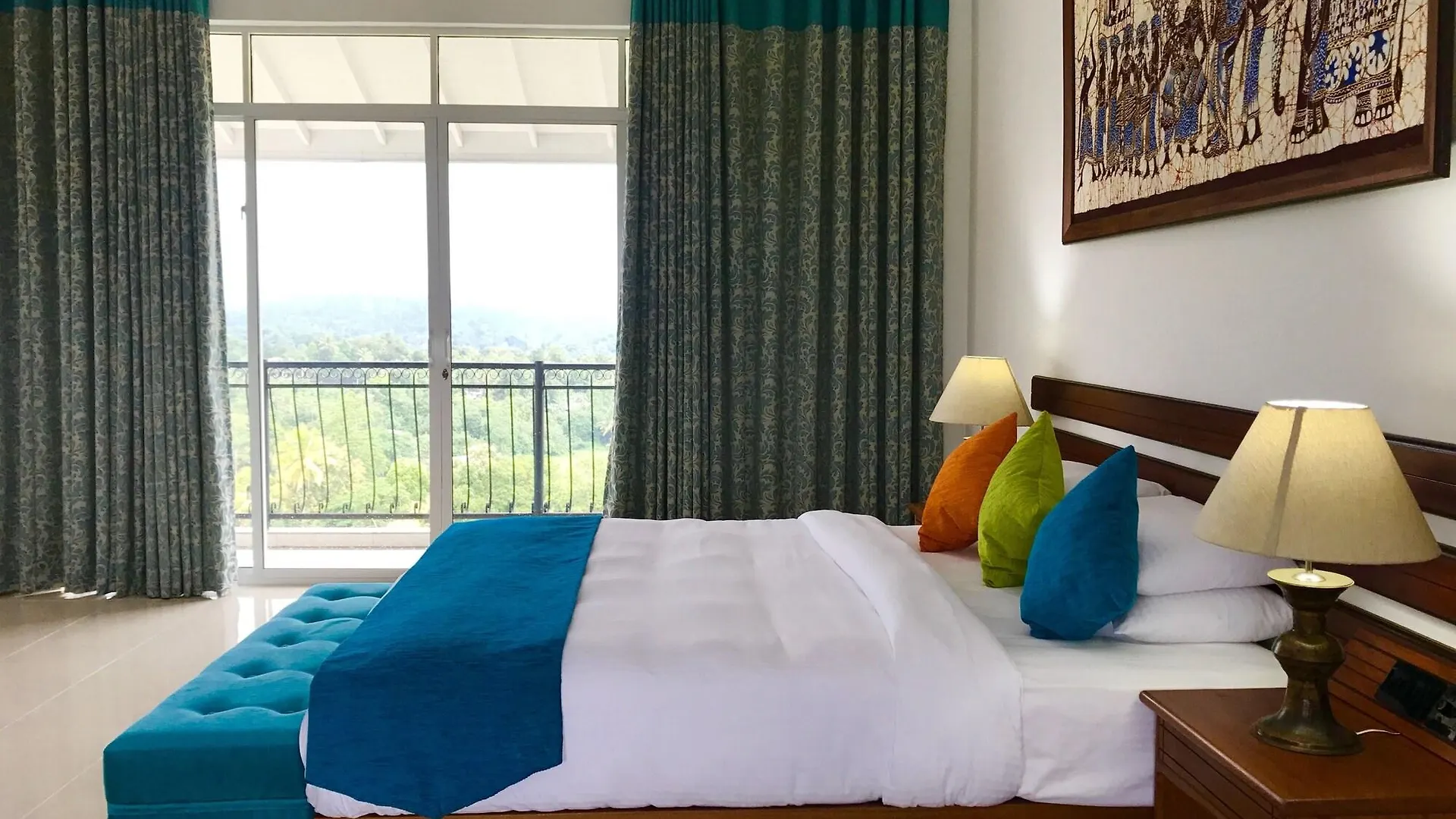 Elegant Hotel Kandy