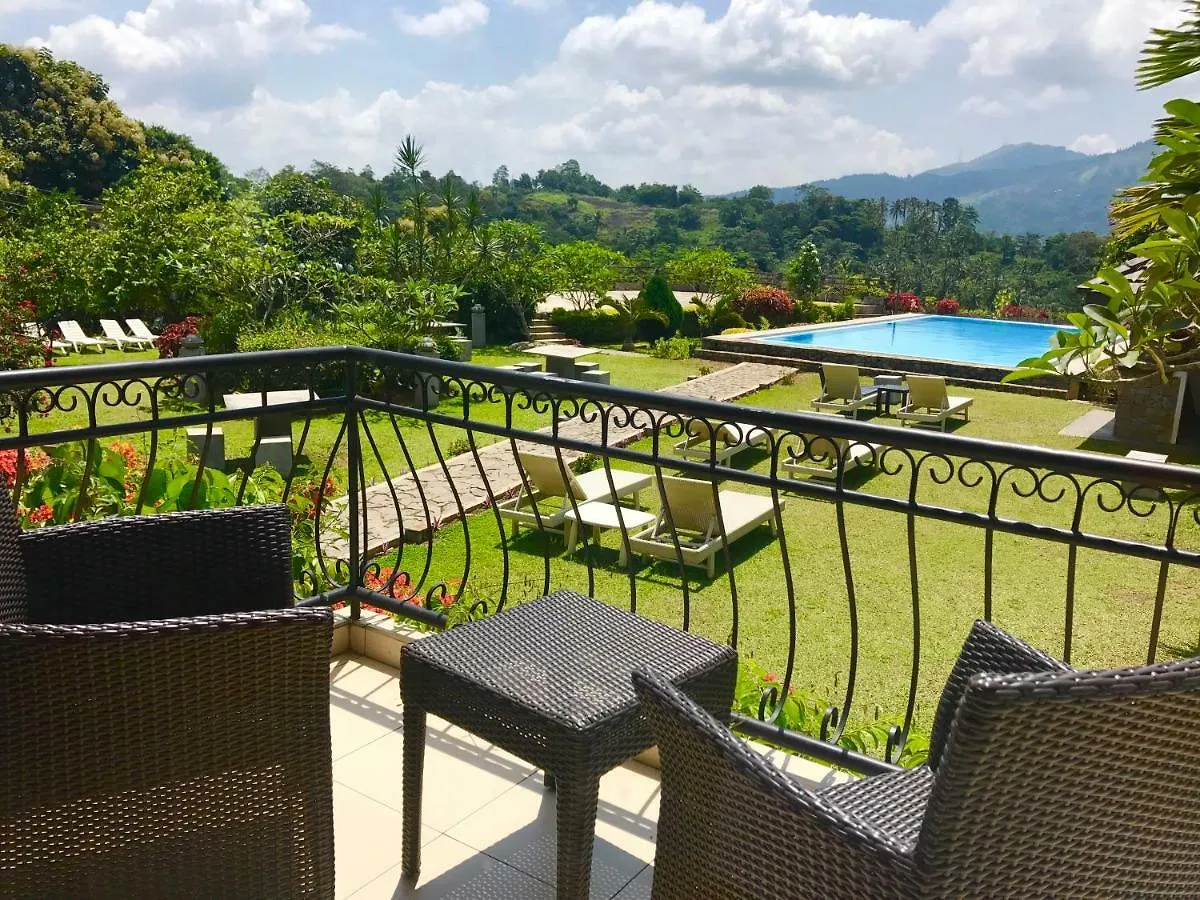 Elegant Hotel Kandy